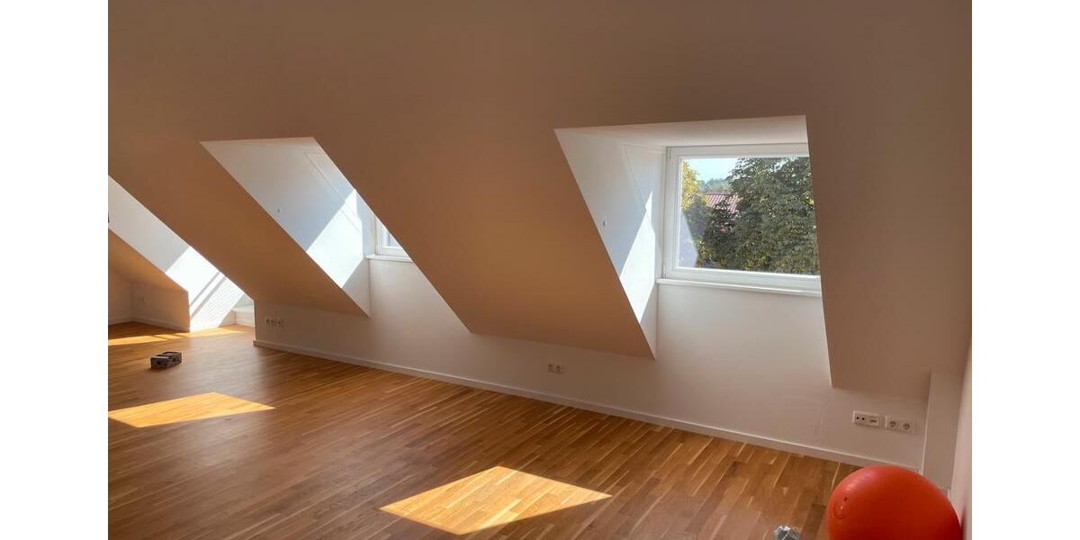 Dachgeschoßwohnung Ketzin - 2 Zimmer, 87 m&sup2;, 1.260&euro; | Angebot:26638080