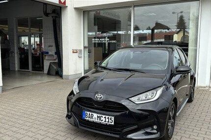 Toyota Yaris 2.500 km 26.950 &euro; Berlin 13403