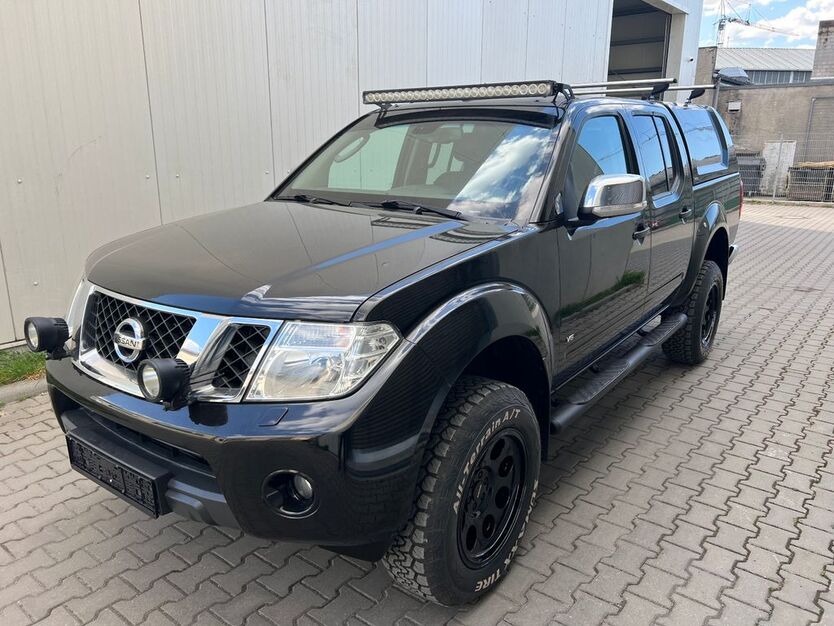 Nissan Navara 159.000 km 18.999 € berlin 10787