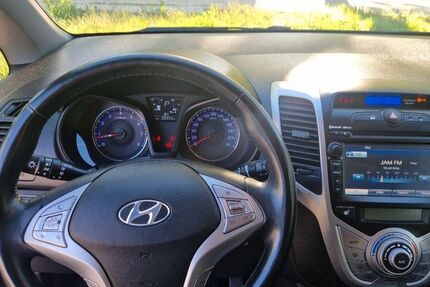 Hyundai ix20 27.000 km 14.750 &euro; Berlin 12105