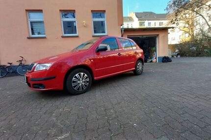 Skoda Fabia 234.000 km 1.680 &euro; Berlin 12555