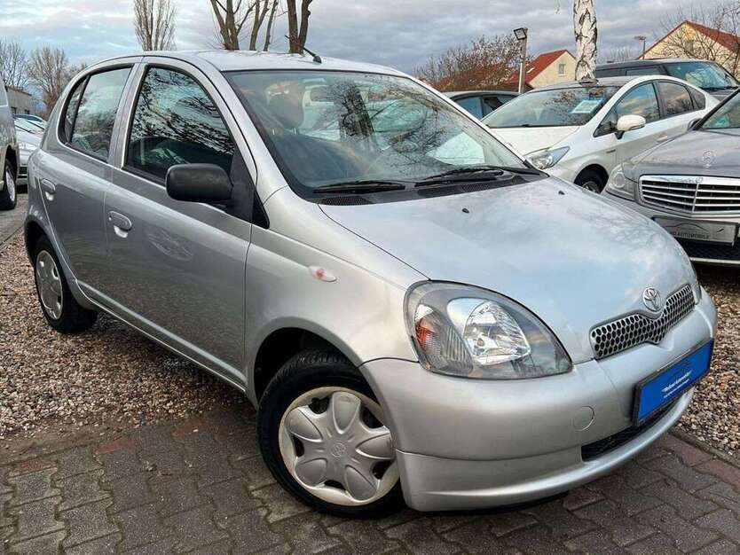 Yaris