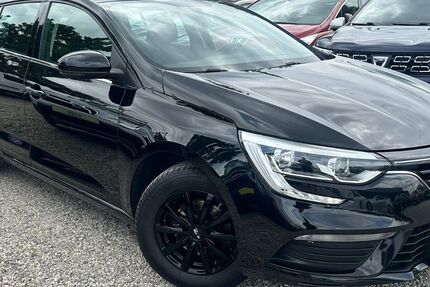 Renault Megane 55.474 km 9.290 &euro; Berlin 13089