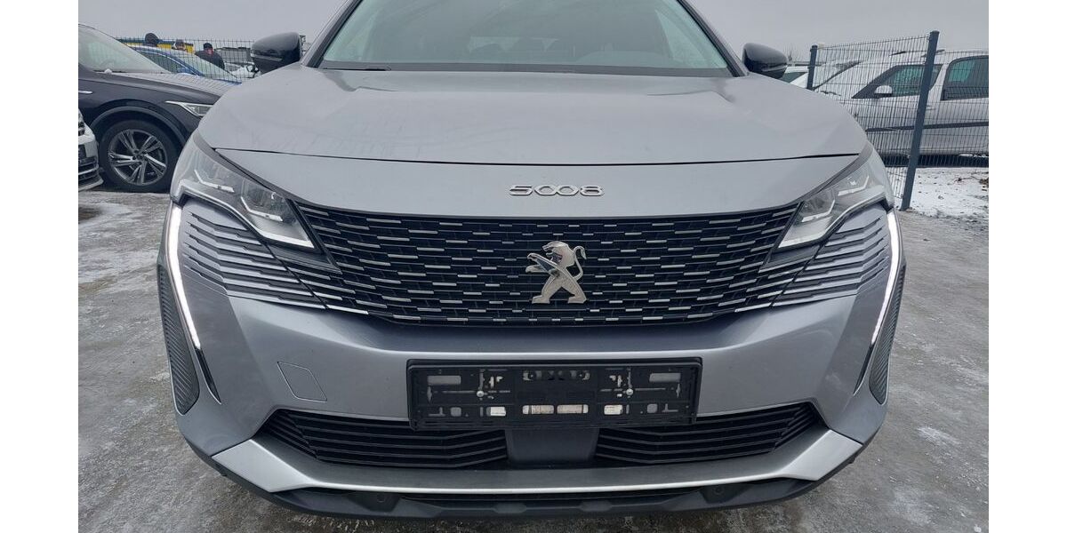 Peugeot 5008 119.450 km 16.999 &euro; Berlin 12099