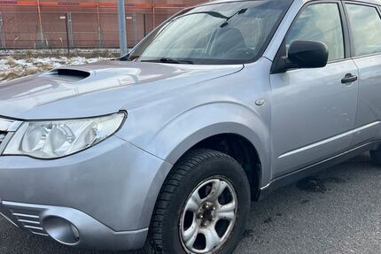 Subaru Forester 271.000 km 1.999 &euro; Berlin 12057