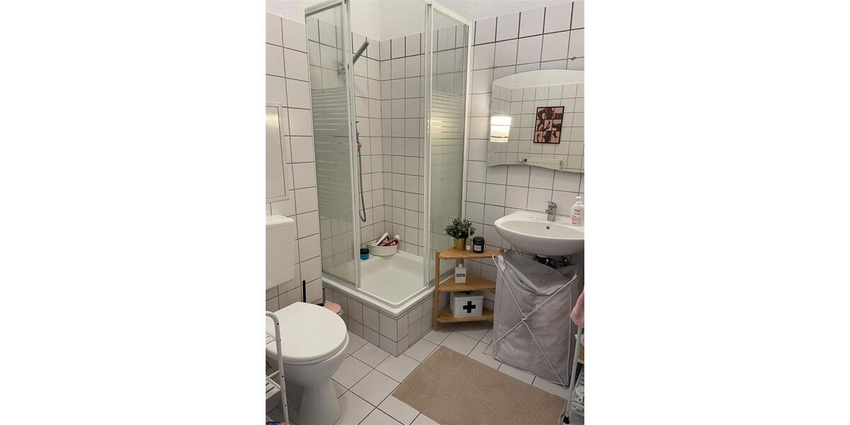 Charmant möblierte Dachgeschosswohnung mit Altbauflair, Blick ins Grüne und attraktiver Rendite in Potsdam-Charlottenhof - Dachgeschoßwohnung Potsdam Potsdam West | Angebot:26933221