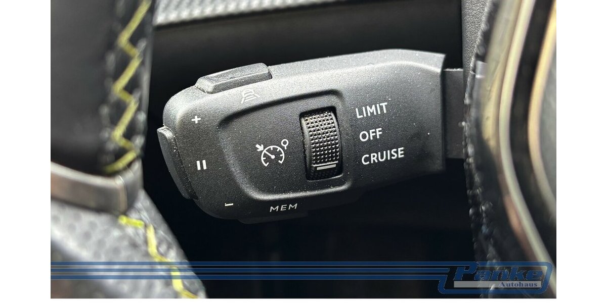 Peugeot 208 e - GT EAT*NAV*360°*Pano*TotW*LED*ACC* 165.635 km 11.890 &euro; Berlin 13187