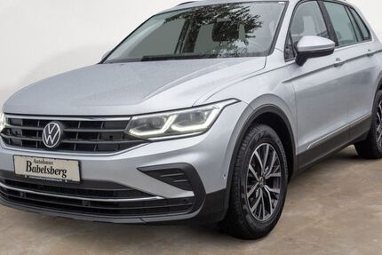 VW Tiguan 59.266 km 27.998 € Potsdam 14482