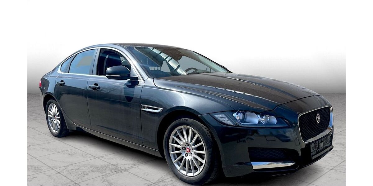 Jaguar XF 146.000 km 11.985 &euro; Potsdam 14480