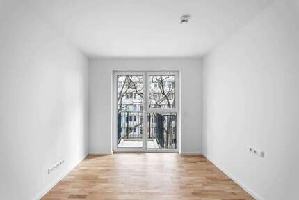 Wohnung Berlin Friedrichsfelde - 1 Zimmer, 29 m&sup2;, 756&euro; | Angebot:27357713