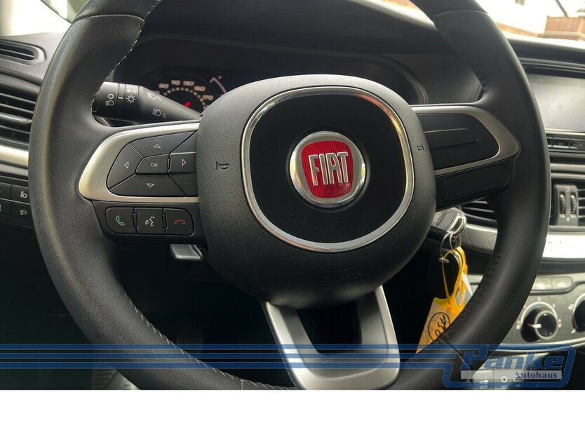 Fiat Tipo 1.4 T-Jet Easy*AHK*SHZ*Klima*NAV*LED*BT* 131.411 km 8.480 € Berlin 13187