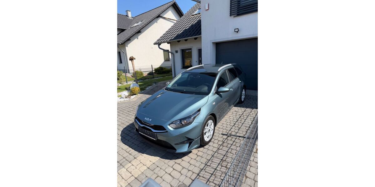 Kia ceed / Ceed 32.300 km 22.300 &euro; Stahnsdorf 14532