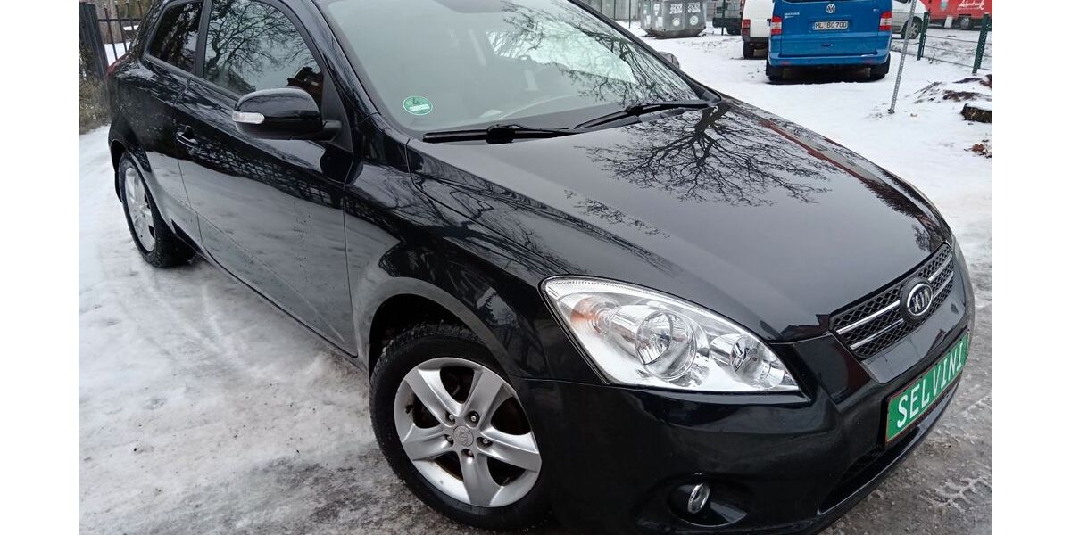 Kia pro ceed / ProCeed 117.000 km 3.500 &euro; Berlin - Schöneberg 10781
