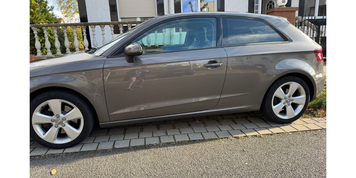 Audi A3 180.000 km 8.000 € Berlin 10178