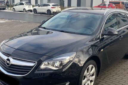 Opel Insignia 148.000 km 8.950 &euro; Berlin 12357