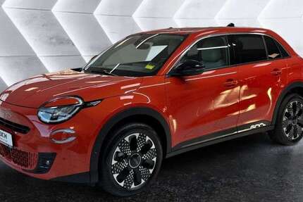 Fiat 600 13.311 km 24.890 € Berlin 12681