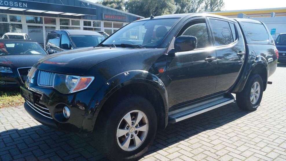 Mitsubishi L200 329.673 km 8.200 € Zossen 15806