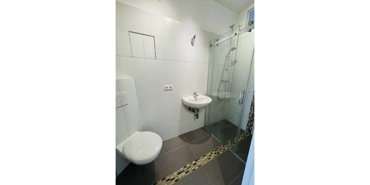 Etagenwohnung Berlin Kreuzberg - 2 Zimmer, 61 m&sup2;, 1.400&euro; | Angebot:26308711