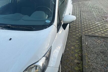 Ford Fiesta 92.000 km 4.200 &euro; Berlin 13403