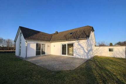 Haus zum Kaufen in Wustermark 520.000 € 181 m² 3 zimmer