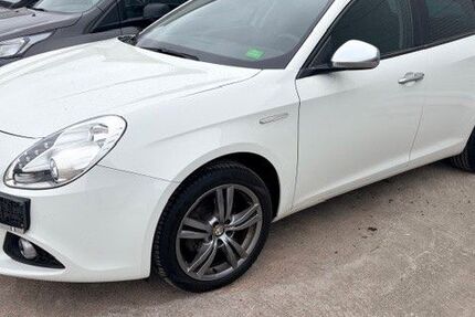 Alfa Romeo Giulietta 134.500 km 7.800 &euro; Berlin 13581