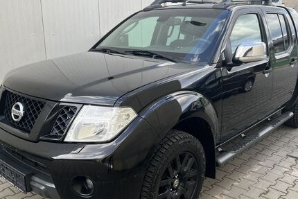 Nissan Navara 157.000 km 15.999 &euro; Berlin 12277