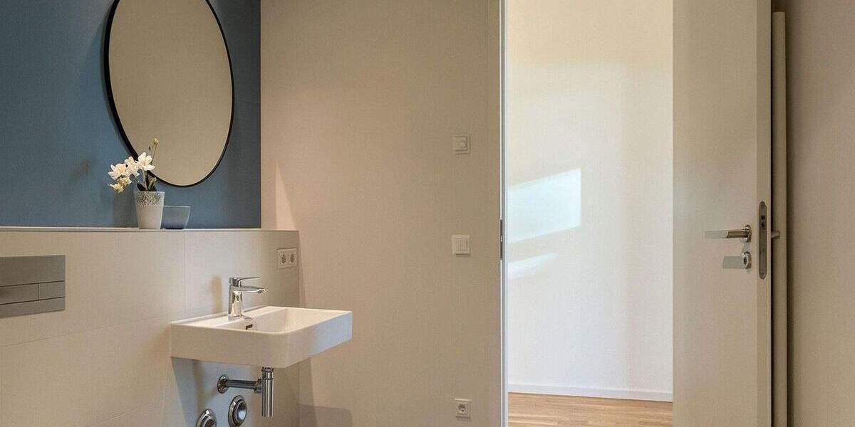 Stilvolle, helle 2-Zimmer-Wohnung mit Balkon und Ausblick 2 zimmer