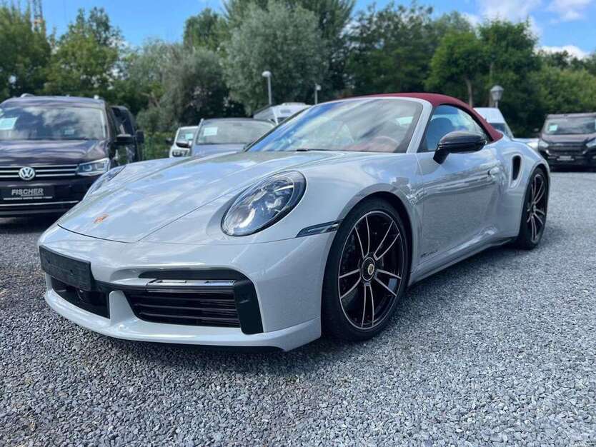 992