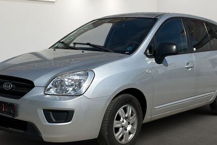Kia Carens 95.040 km 2.699 &euro; Berlin 12681