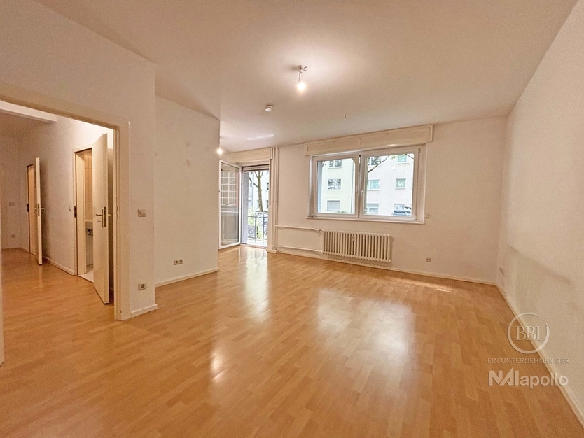 PRAKTISCHE HOCHPARTERRE-WOHNUNG MIT GROSSEM BALKON IM BEGEHRTEN BAYERISCHEN VIERTEL! 2 zimmer