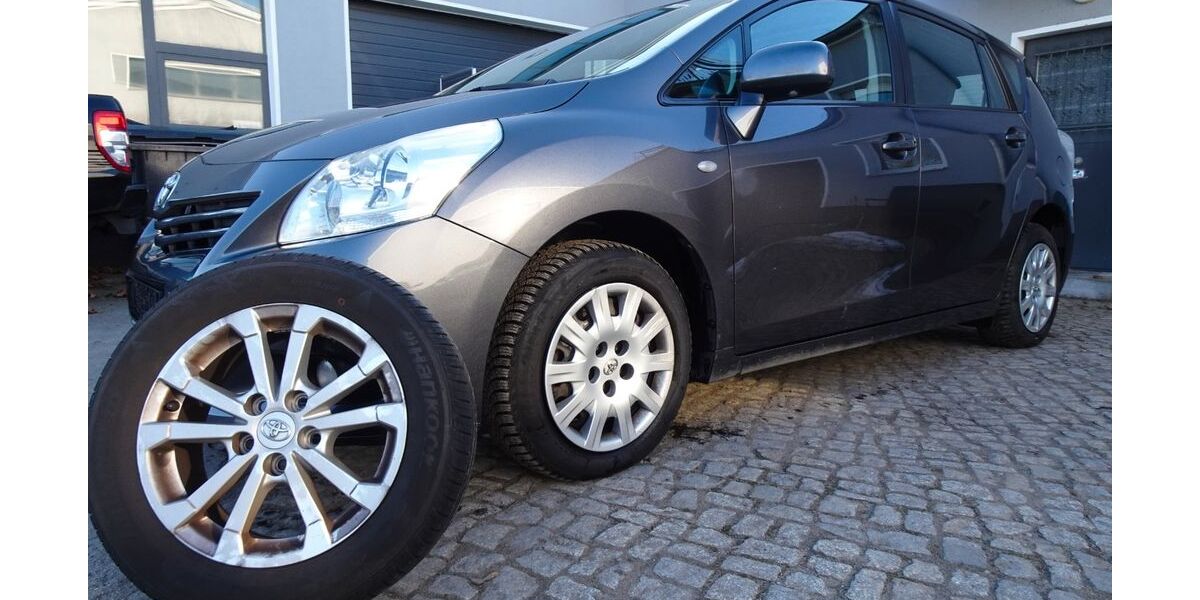Toyota Verso 202.561 km 5.400 &euro; Falkensee 14612