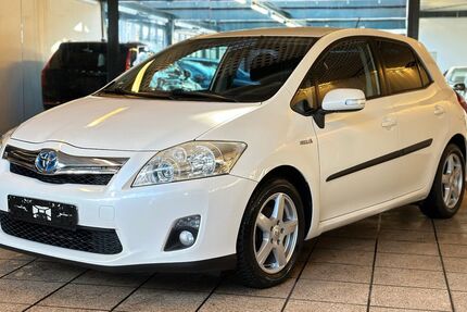 Toyota Auris 75.642 km 9.300 &euro; Berlin 10829