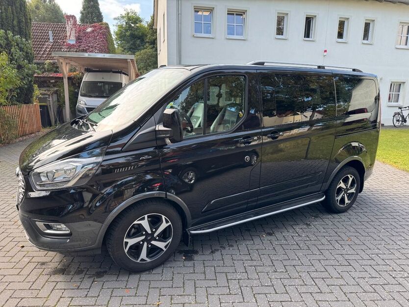 Ford Tourneo Custom 59.000 km 43.450 € Michendorf 14552
