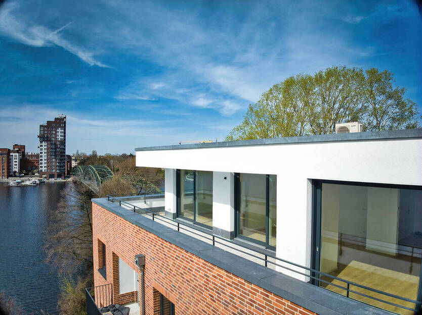 Ihr Büro direkt am Wasser: Effiziente Büroflächen in Neubau-Quartier auf Eiswerder+ TOP-Ausstattung