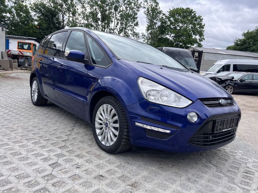 Ford S-Max 194.121 km 4.990 € Berlin 14167