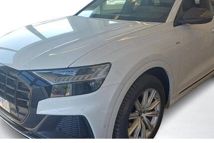 Audi Q8 99.674 km 54.975 &euro; Berlin 13088