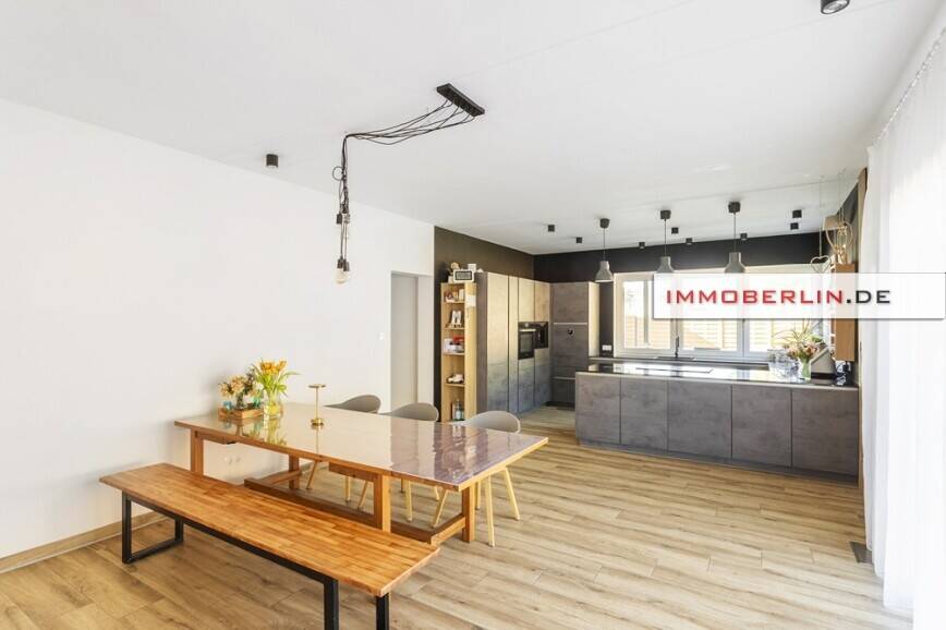 Einfamilienhaus Ludwigsfelde - 5 Zimmer, 185 m&sup2;, 999.000&euro; | Angebot:26358462