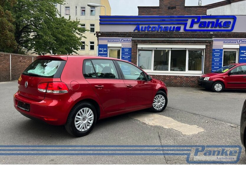 VW Golf Trendline 1.4*2Hand*8Reifen*Klima*Zahnriem 157.606 km 4.990 € Berlin 13187