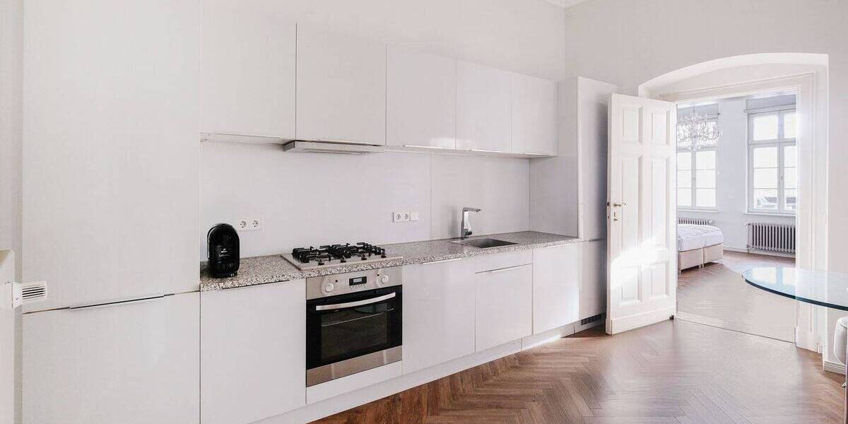 Etagenwohnung Berlin Kreuzberg - 2 Zimmer, 69 m&sup2;, 1.650&euro; | Angebot:26128938