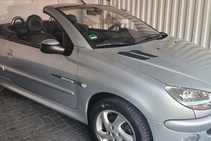 Peugeot 206 147.755 km 1.750 &euro; Berlin 12277