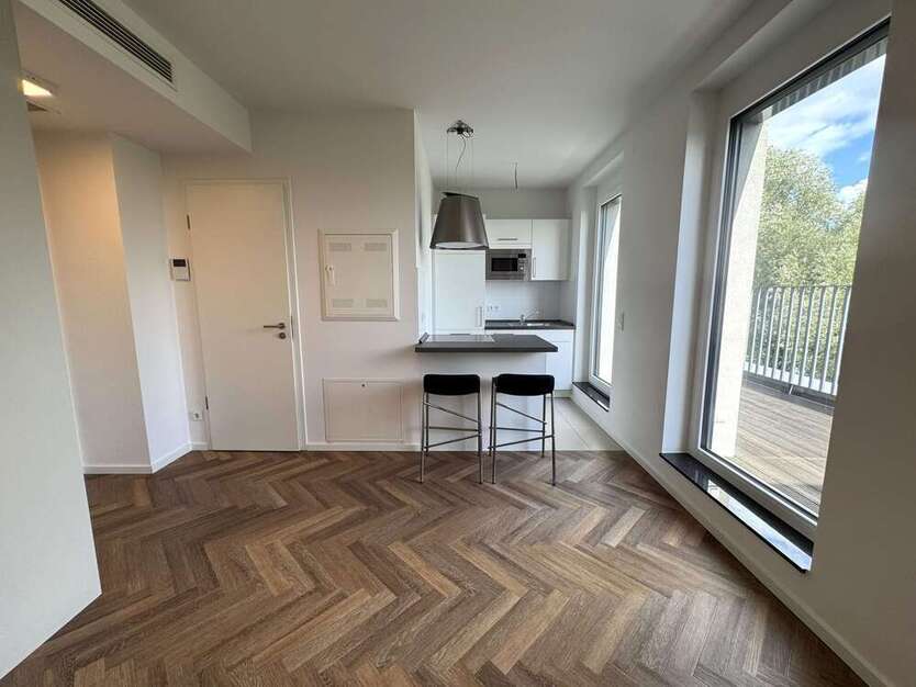 Wohnung zum Mieten in Berlin 724,31 € 30.27 m²