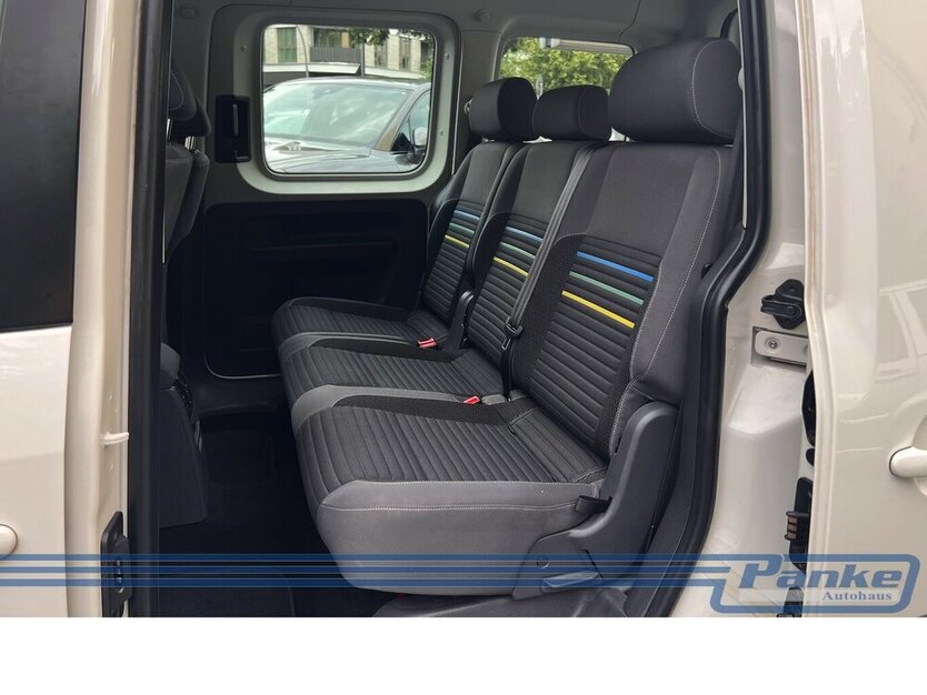 Caddy 1.2 TSI Soccer Trendline*5Sitzer*RFK*CarPl