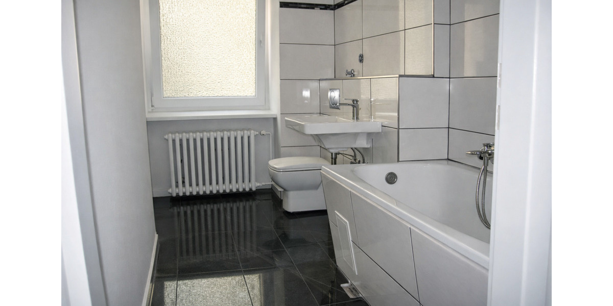 Altbau-Eigentumswohnung in gefragter Charlottenburger Lage! 2 zimmer