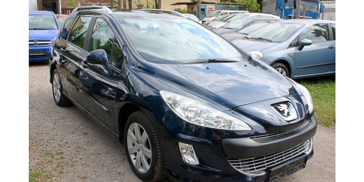 Peugeot 308 117.100 km 4.999 &euro; Berlin 13057
