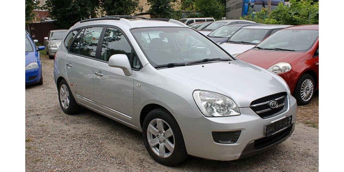 Kia Carens 168.700 km 2.699 &euro; Berlin 13057
