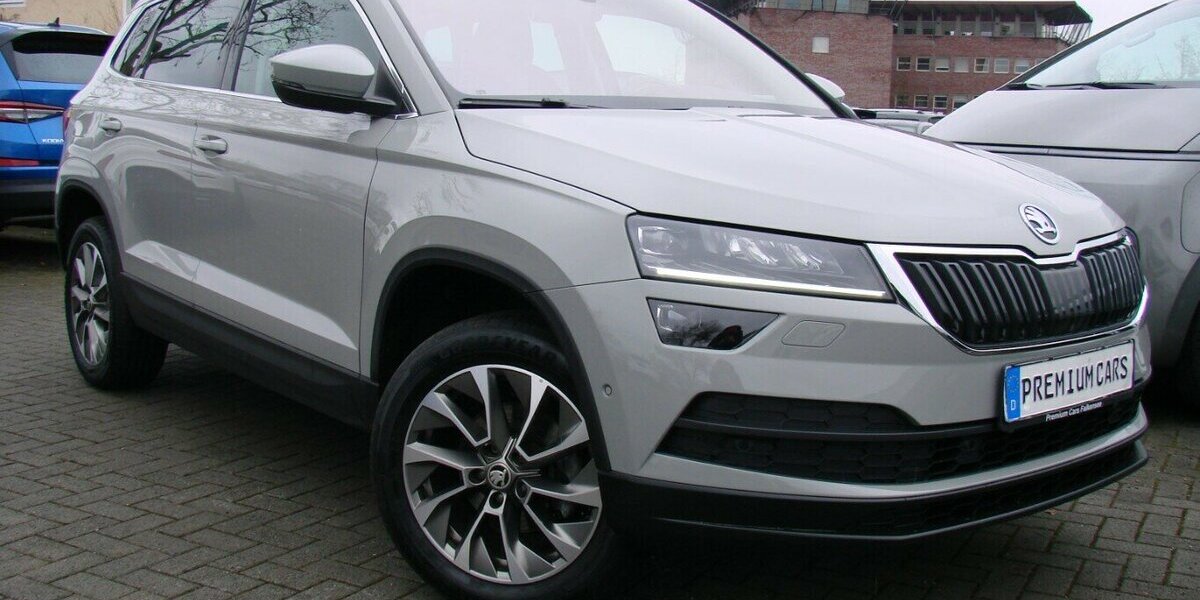 Skoda Karoq 1,5TSi Clever ACC 360° LED Pano AHK 56.303 km 24.980 &euro; Falkensee 14612