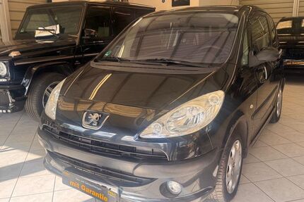 Peugeot 1007 121.000 km 2.800 &euro; Berlin 13158