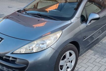 Peugeot 207 91.300 km 3.990 &euro; Berlin 12489