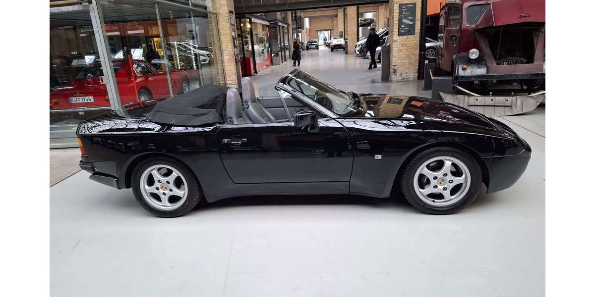 Porsche 944 155.933 km 34.800 € Berlin 10553