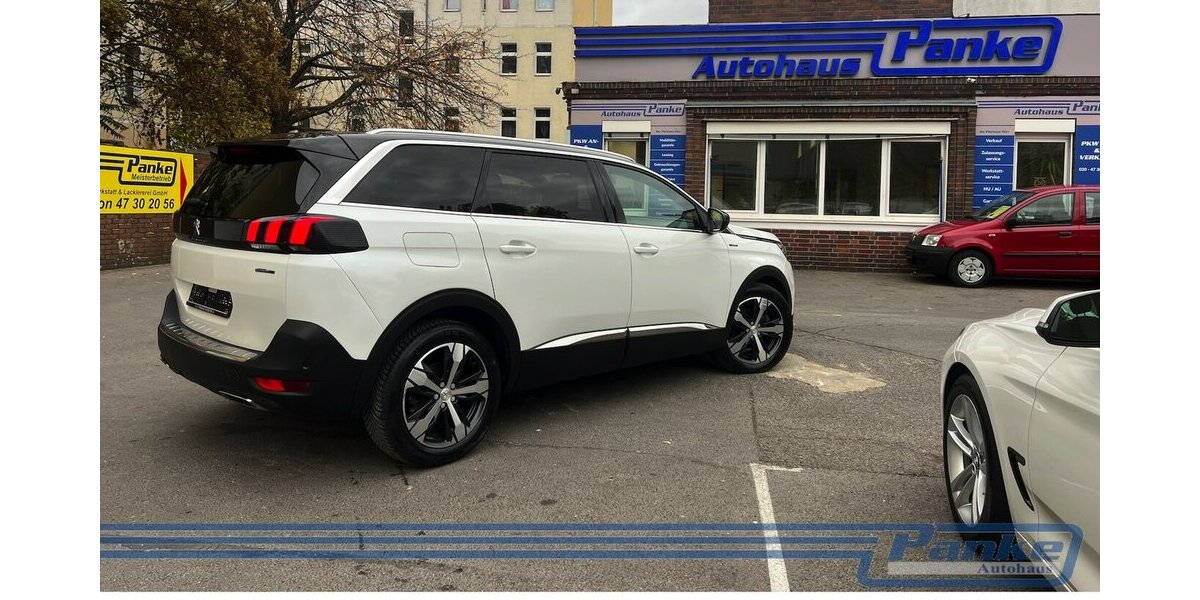 Peugeot 5008 GT-line*7-Sitz*LED*Massage*Memory*Digi* 134.439 km 15.990 &euro; Berlin 13187